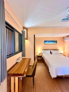 Holiday Beach Hotel - 7