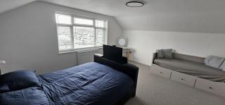 North Quay Harbour View Home - 2