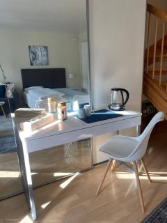 Quiet and central studio-near to everything - 7