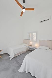 White Wave Kythnos - 7
