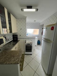 Apartamento cómodo a 350 metros de la playa en Guarujá - 3