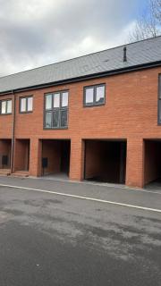 Cozy and Bright Room in a Friendly 2 Bedroom Home - 1