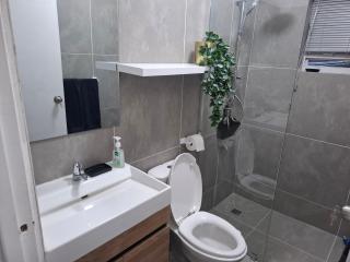 Tropical Palm Retreat - 1