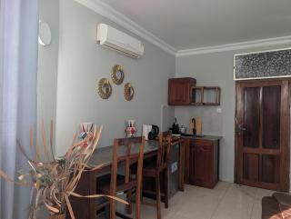 The Kinondoni Sanctuary - Modern Studio - 0