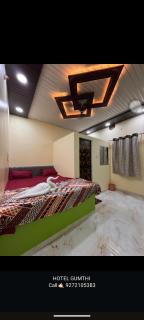 Hotel Gumthi - 2