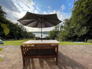Millbay Cottage - Escape to this charming riverside cottage nestled in a tranquil corner of the Pembrokeshire National Park - 3