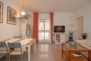 C52 - Seaside 2 Bedrooms By the Center - 3
