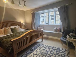 Cotswold Gardens Bed and Breakfast - 5