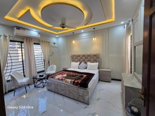 White Guest House - 2