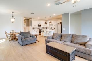 Near Golf, Parks and Casino! Updated Maricopa Home - 5