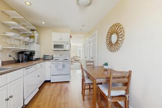 Provincetown Penthouse - Unit D - 7