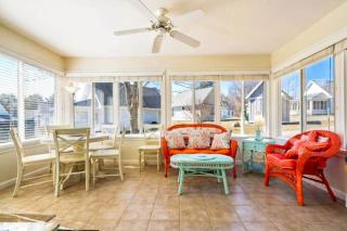 Summer Village Cottage - 8