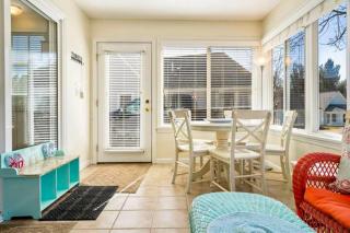 Summer Village Cottage - 6