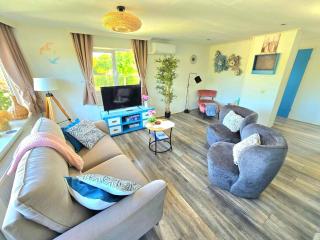 De Poort van Zeeland aan het water met jacuzzi - 3