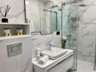 Elite Apart on Buzand st - 8