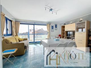 Vue Capitainerie , Charme & Confort en Bord de Mer - 6