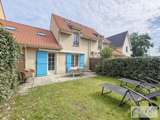 La Brise Bleue - Maison avec Jardin, Garage, 400m Plage - 0
