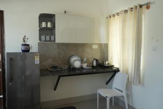 Penthouse with Private Balcony & Terrace Access - 1