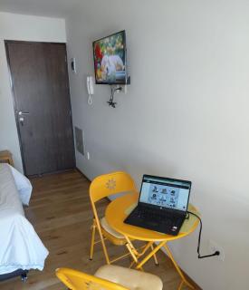 Cómodo monoambiente en El Prado - 6