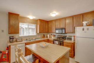 Extended Stay in South Lake Tahoe! Home with Hot Tub - 7