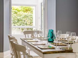 5 Bed in Tenby 83907 - 3