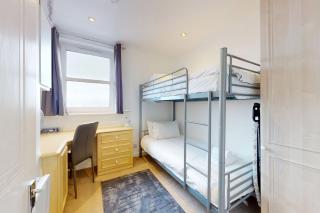 Modern 2BR Flat 6-Min Walk to Hounslow East Tube - 7