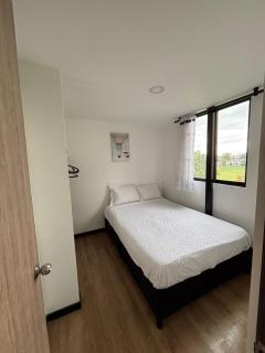 Airport apartment, US Embassy Simón Bolívar - 5