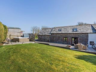 2 Bed in Holsworthy oc-00813 - 0