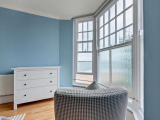 1 Bed in Tenby oc-fb179 - 1