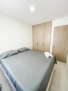 Apto en Cartagena Cerca de Zona Turística y Mar con 3 habitaciones - 3