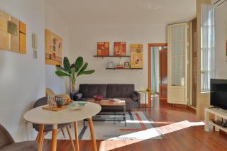 C61 - Brand New One Bedroom Cathedral Views - 8