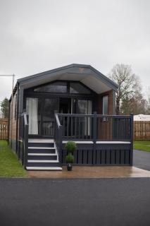 Castlewood Holiday Park - 5