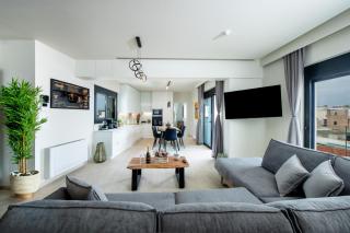 SunHall City Maisonette - 2