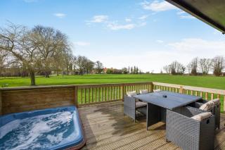 Athelington Lodge - Oak - 1