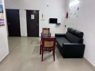 2bhk Home Stay villa near rock beach - 8