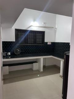 2bhk Home Stay villa near rock beach - 5