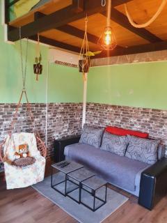 Sunčana Strana Fruške Gore - veliko imanje sa kucom za odmor - 2