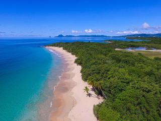 Tiny Blue Tropical Homestay - 6