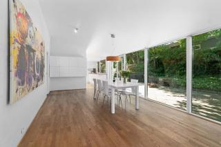 Spacious Luxury Villa Apartment - Two Bedrooms - 8