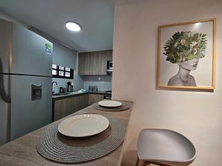 Magic Naranjo House 3BR wAC & jacuzzi in Laureles - 4