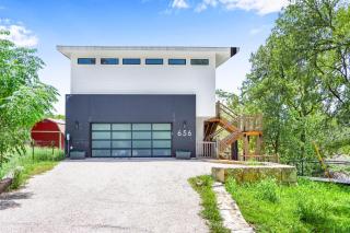 Happiness Ranch - Cypress Tree House - 7