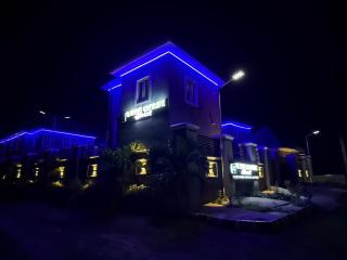 Unique CityLife Hotel - 7