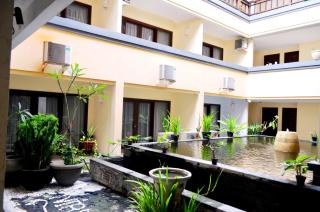 Nirmala Hotel & Convention Centre - Dempasar - 4