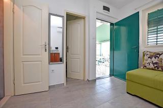 Charming Little House - Private Parking & Beach Nearby - 2