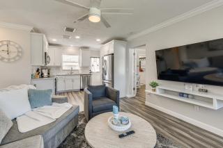 5 Mi to Riverwalk: Bradenton Family Home w/ Yard - 6