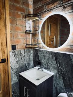 Escapada Romantica en Baños de Agua Santa en una Tinyhouse con Jacuzzi y vista a las montañas - 5