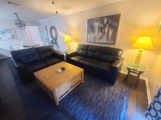 Beautiful 3 Bedroom BEACHFRONT Condo (F3) - Sleeps 10 - 4