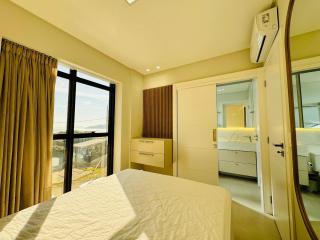 Apartamento de frente para o mar na Praia de Palmas com uma suíte e duas demi-suítes. - 3