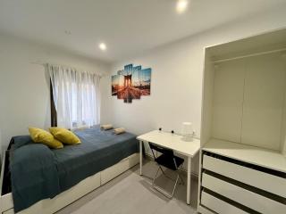 Habitación privada en apartamento compartido junto al Aeropuerto y Fira Barcelona - 5