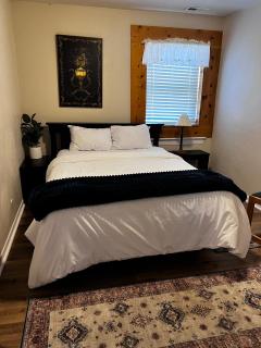 Bear Lake Private Apt. Sleeps 8 w Kitchen - 9